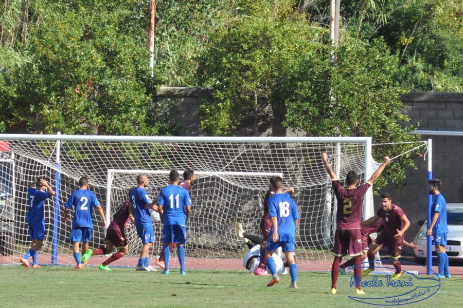 Ischia Vs Akragas foto N TRANI 20151003 (327)